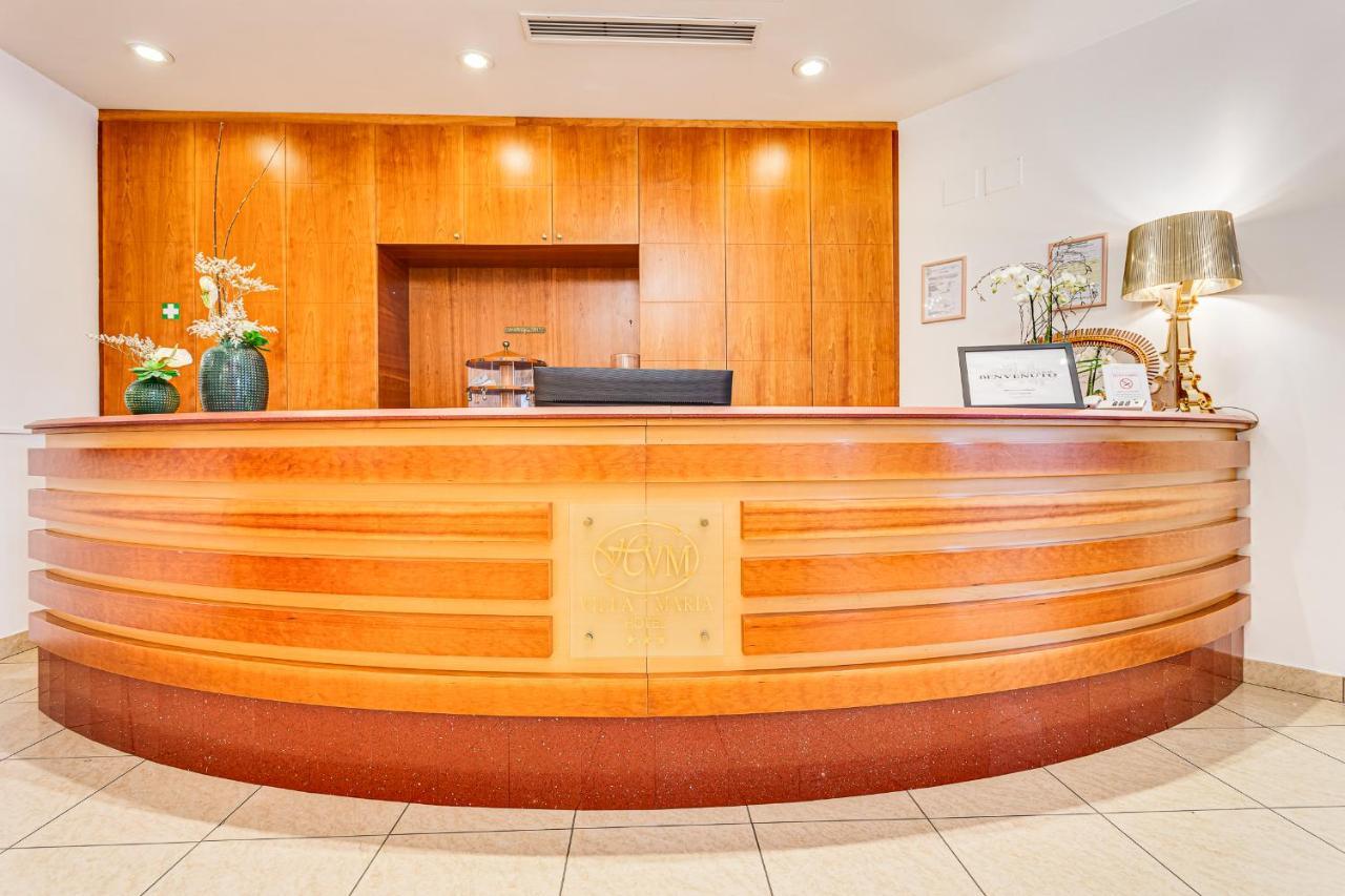 Hotel Villa Maria Чезенатико Екстериор снимка